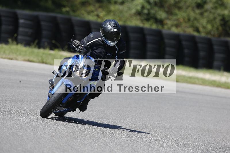 /Archiv-2025/48 25.08.2025 Cornu Master School ADR/gruen-vert/97